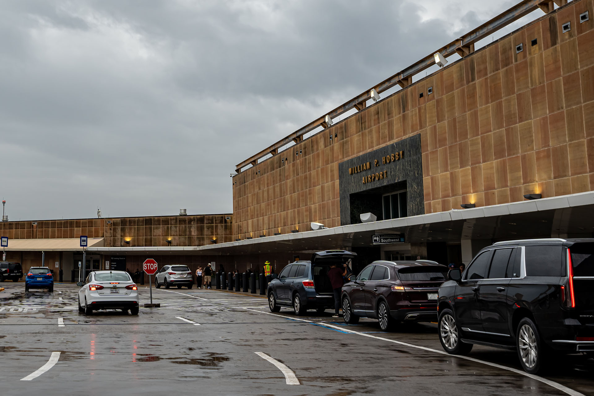Houston Hobby (HOU) Airport Entrance